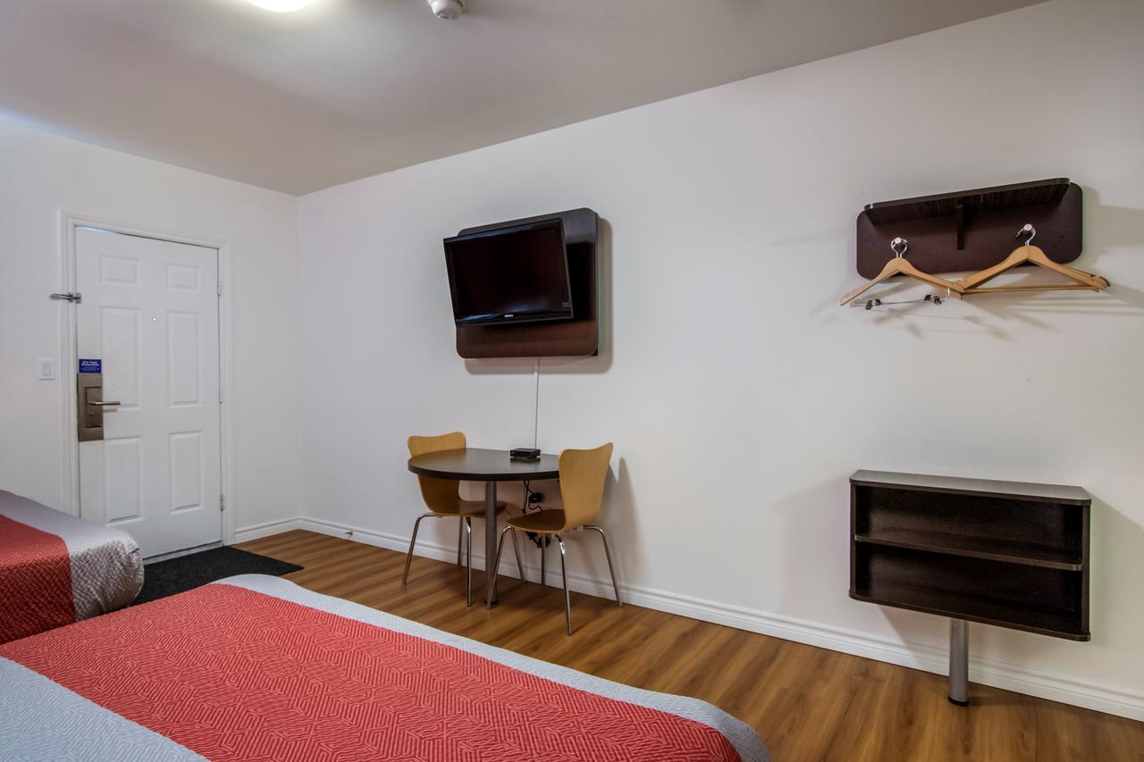 Motel 6-Sudbury, On Buitenkant foto